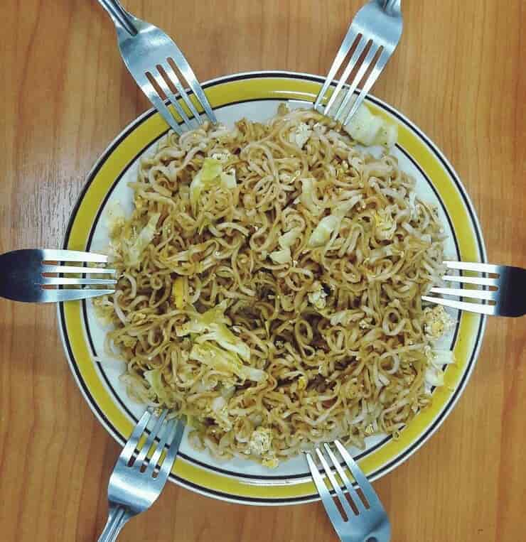 تصویر 1 از خرید نودل طعم ادویه کاری + قیمت فروش استثنایی